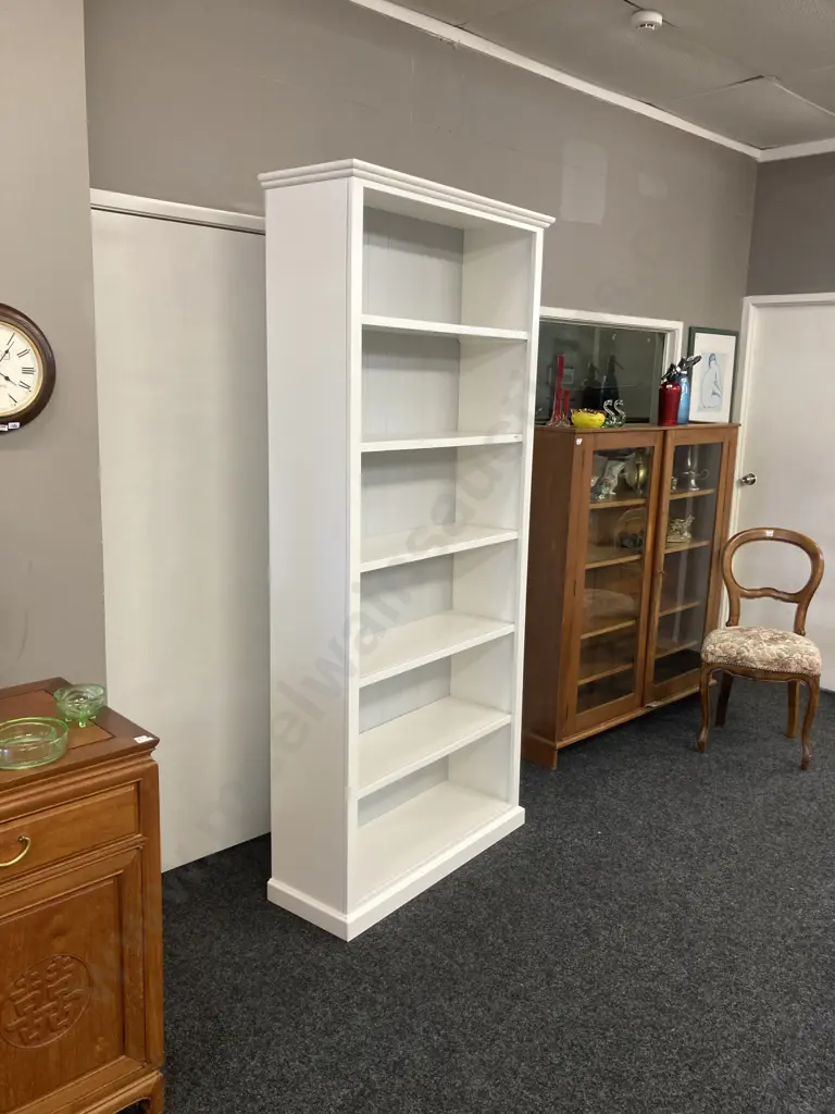 Ex Early Settler Armand Tall Bookcase, White, 6 Tier Shelving. H210 W93.5 D33.5cm Image 1++
